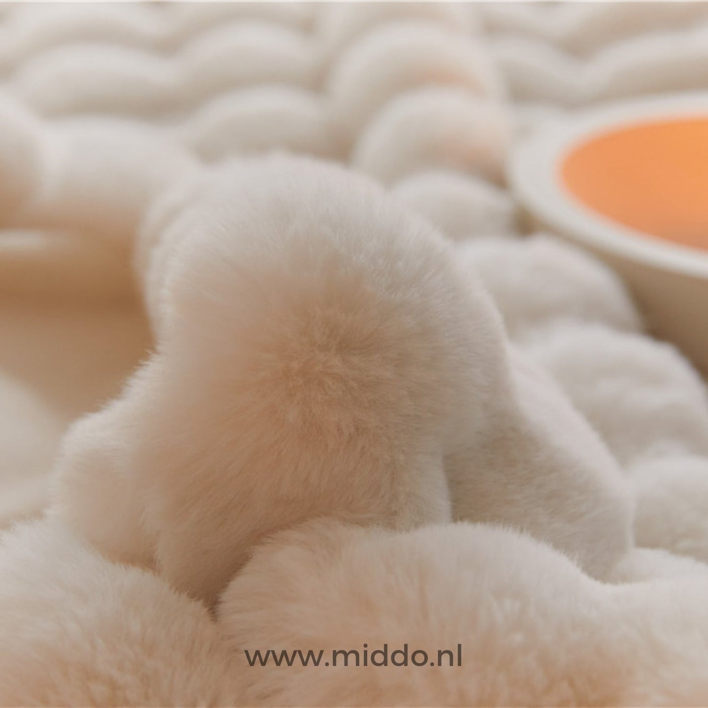 Fluffy Toscaanse Luxe: Warme Extra Dikke Winterdekens voor Bed & Bank!