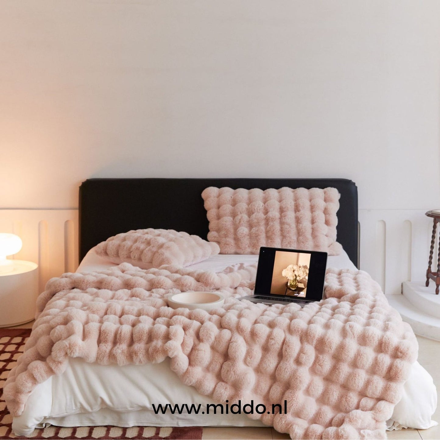 Fluffy Toscaanse Luxe: Warme Extra Dikke Winterdekens voor Bed & Bank!