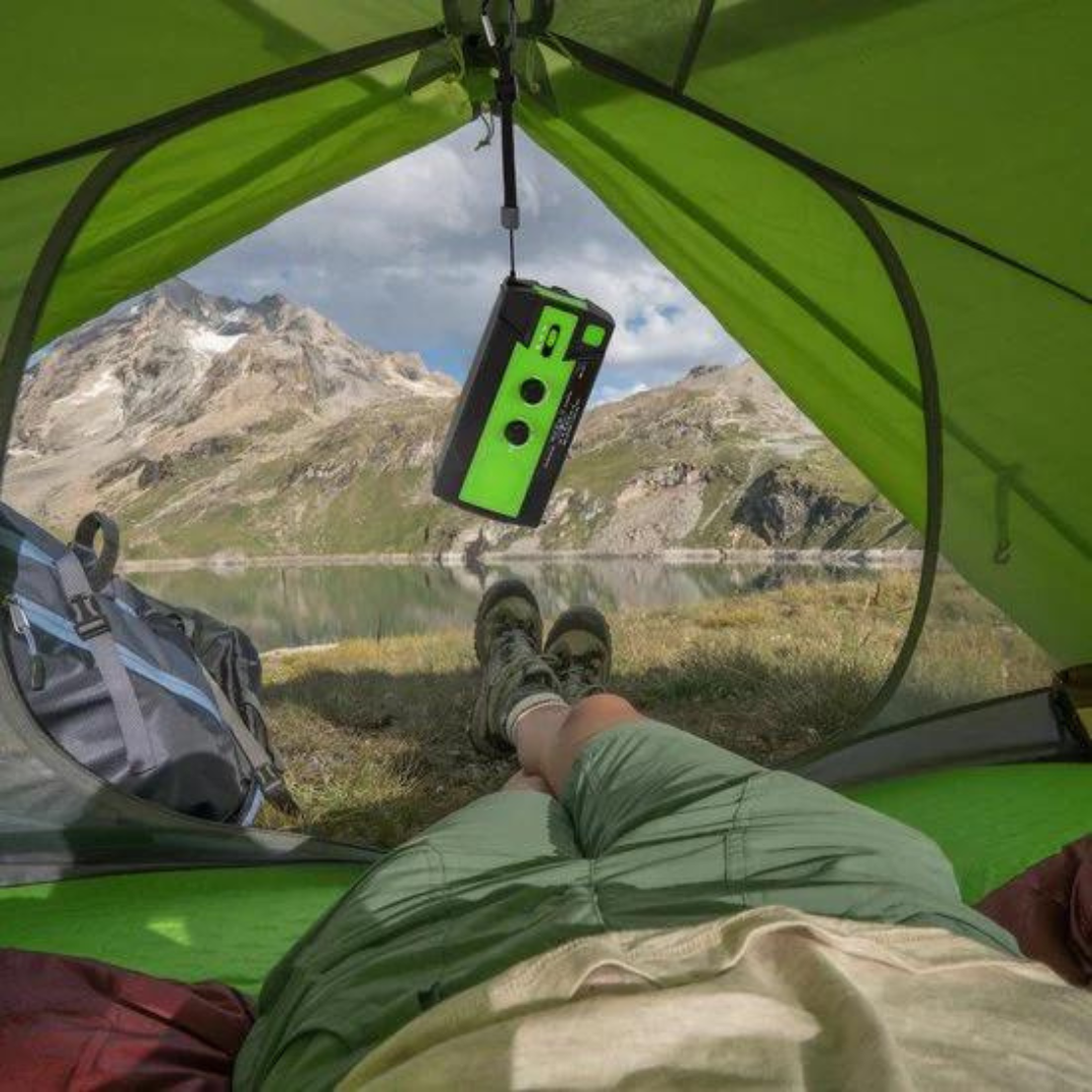 EmergencyRadio - Multifunctionele Radio op Zonne- Energie