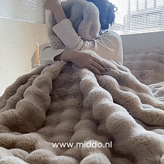 Fluffy Toscaanse Luxe: Warme Extra Dikke Winterdekens voor Bed & Bank!