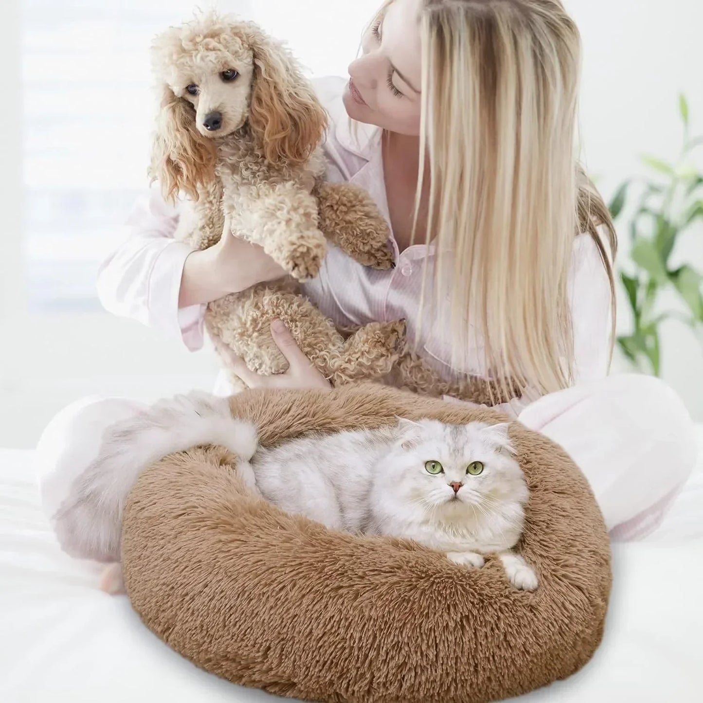 DogCatFri™ FurryBed: Comfortabel En Kalmerende Bed Voor Huisdieren